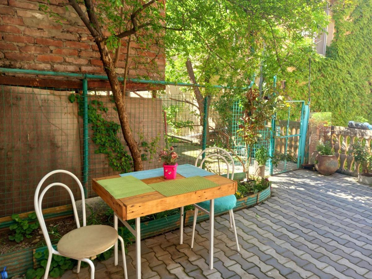 Birdhouse Rooms Tiflis Dış mekan fotoğraf
